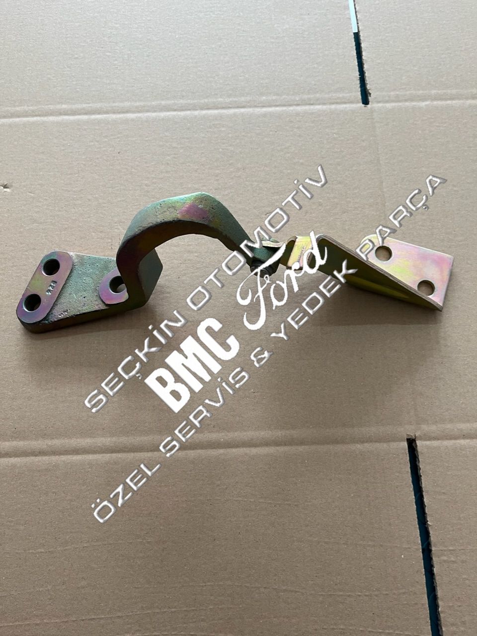 BMC MEGASTAR MOTOR KAPUT MENTEŞESİ SOL