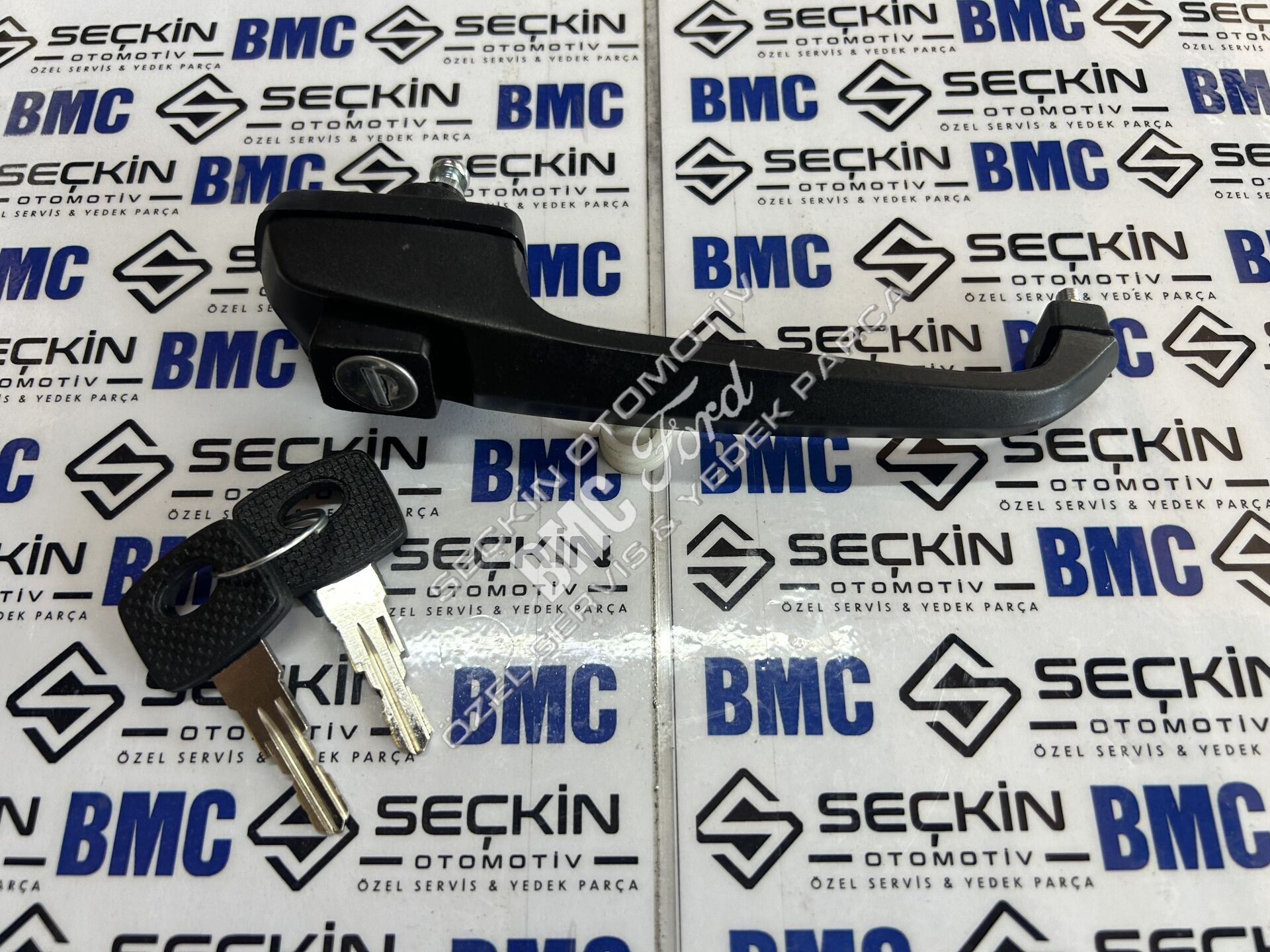 BMC TM 30 KAPI KOLU KİLİTLİ METAL