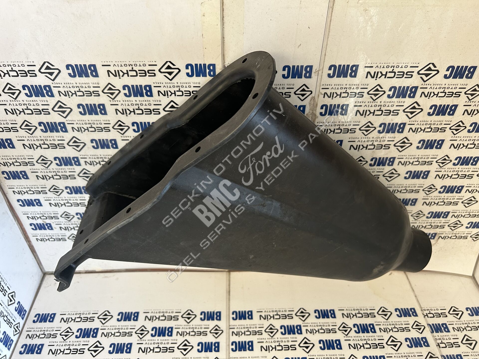 BMC LEVEND 3.0 MDS FC DİREKSİYON TOZ LASTİĞİ DEVİRME KUPA