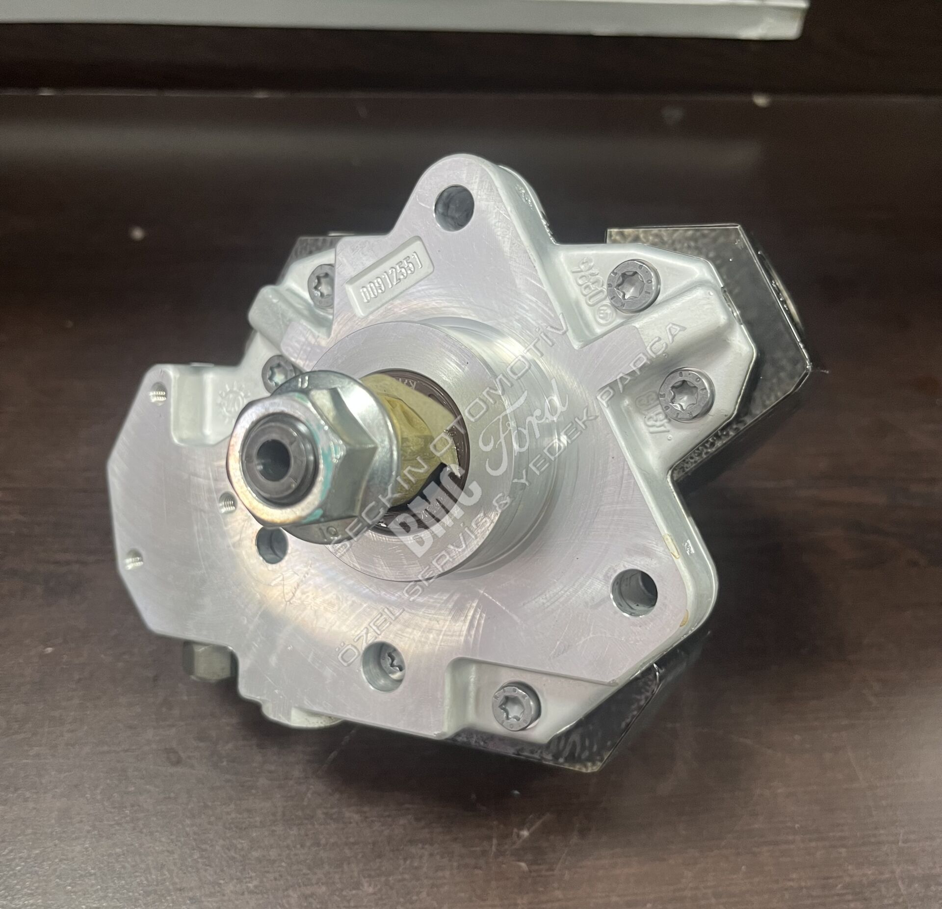 Bmc Megastar Mazot Pompası 9P917188 BOSCH