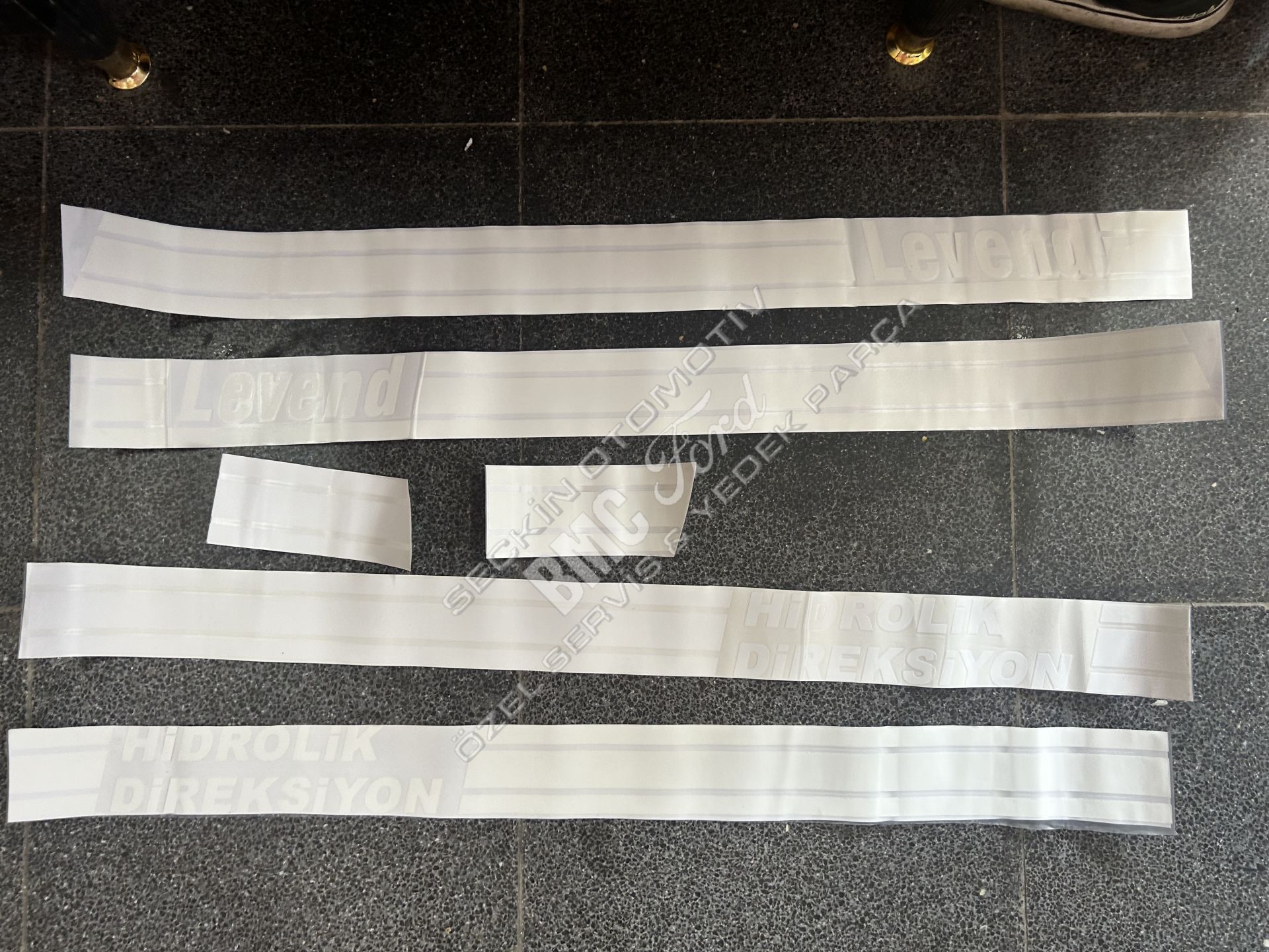 Bmc Tm 30 Yazı Çıkartma Hidrolik Takım Beyaz Tek Kabin