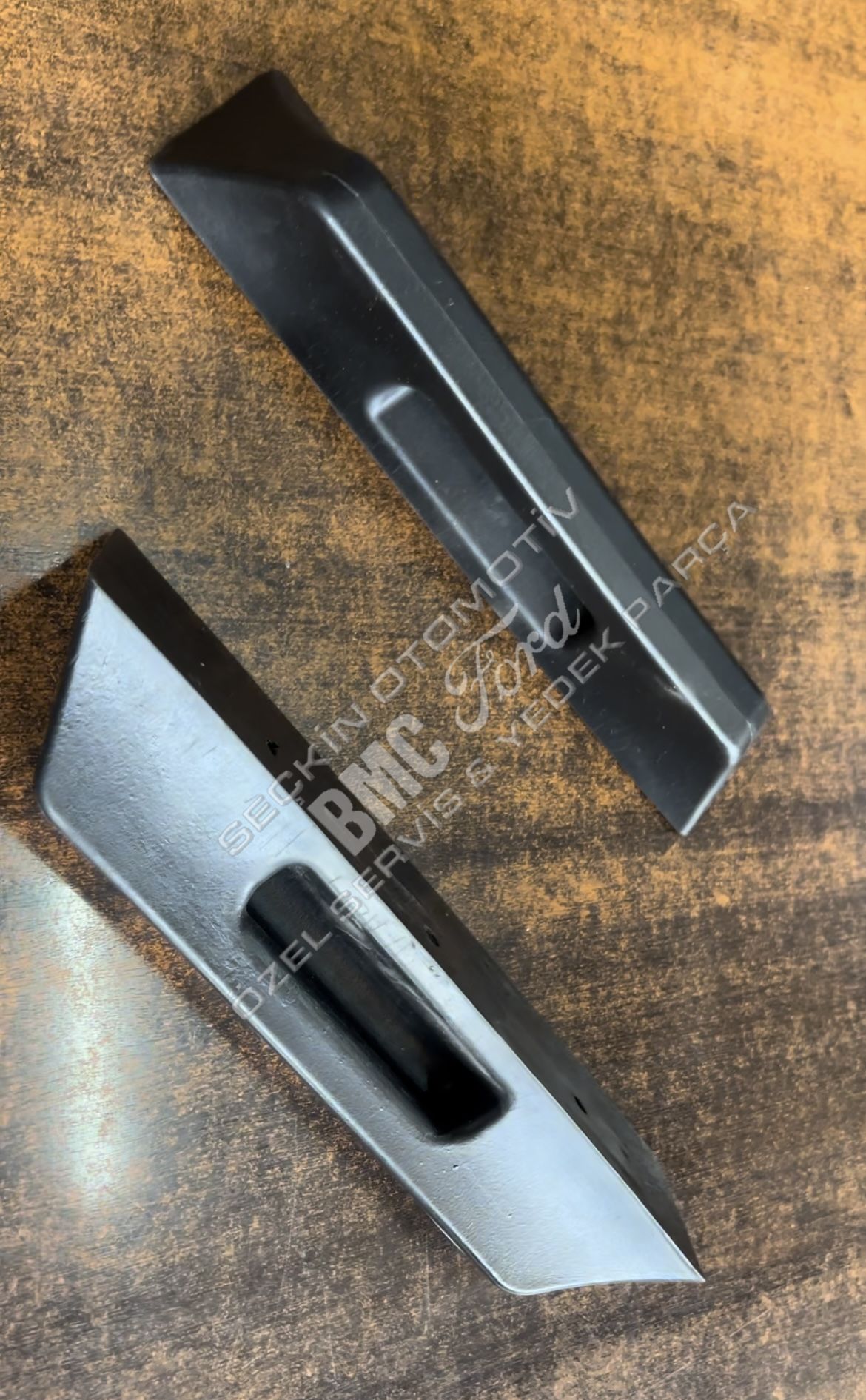 BMC TM 30 İÇ KAPI ÇEKME DAYANMA KOLU